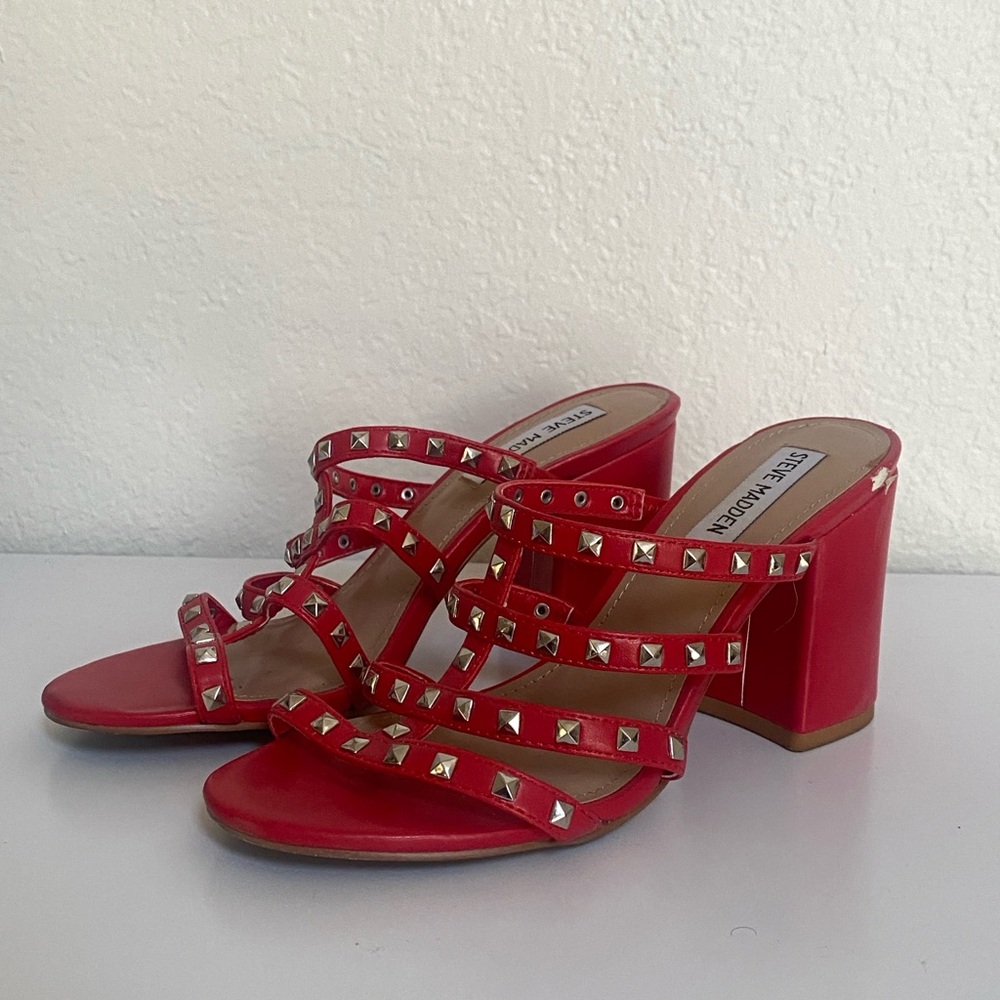 Steve Madden Studded Heel (Red, Size 7)